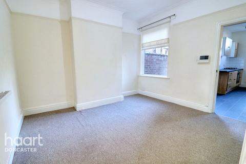 25 Alder Grove, Doncaster, DN4 8RF