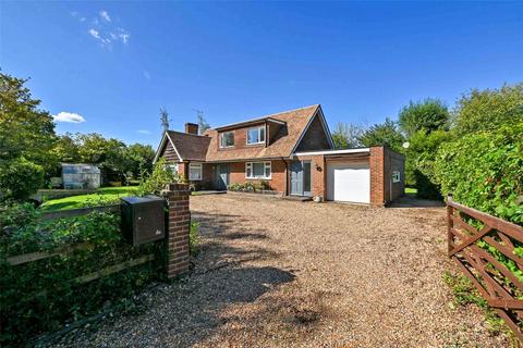 4 bedroom detached house for sale, Fifield Road, Fifield, Maidenhead, Berkshire, SL6