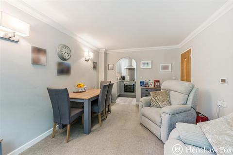 1 bedroom retirement property for sale, Middlebridge Street, Romsey, Hampshire