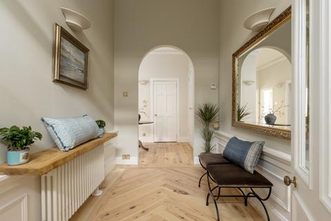 27 Forth Street, Edinburgh, EH1 3LE
