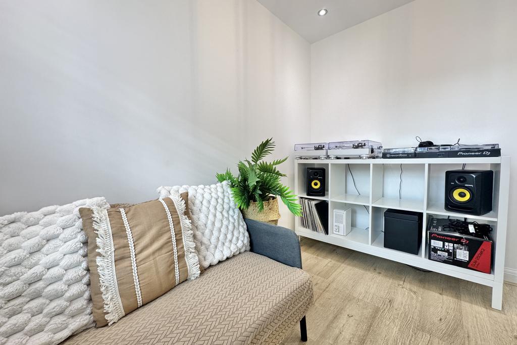 Bedroom 4/Study