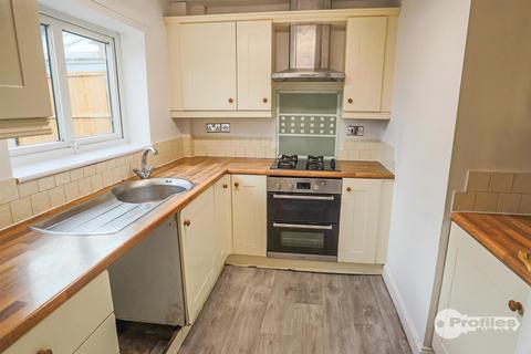 3 bedroom townhouse for sale, Woodbank, Burbage