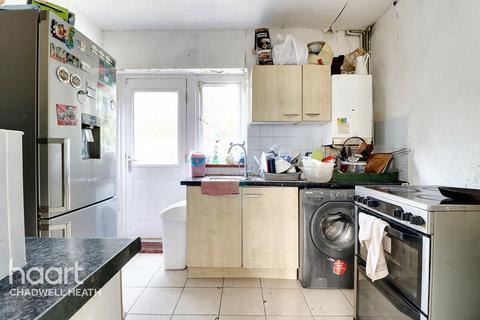 3 bedroom end of terrace house for sale, Margery Road, Dagenham