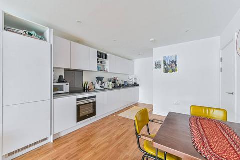 2 bedroom flat for sale, Hawthorne Crescent, Greenwich, LONDON, SE10