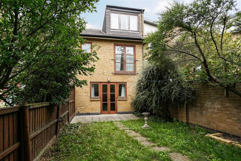 undefined, Hawthorn Avenue, Victoria Park, E3