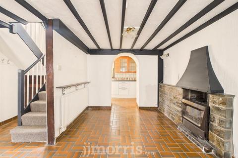 undefined, Orchard Row, Llangwm