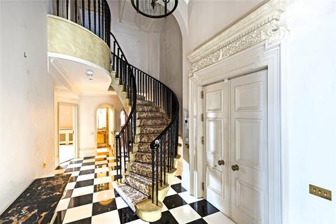 4 bedroom apartment to rent, Albert Hall Mansions, Kensington Gore, London, SW7