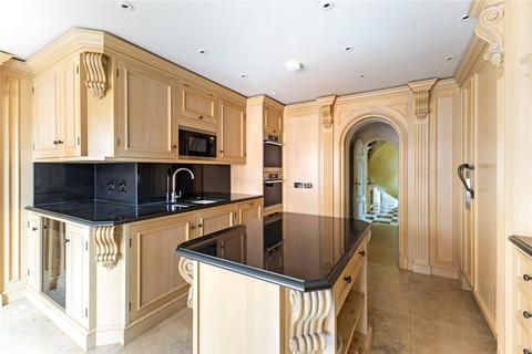 4 bedroom apartment to rent, Albert Hall Mansions, Kensington Gore, London, SW7