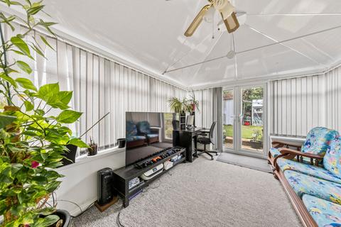 4 bedroom semi-detached house for sale, Cronulla Drive, Great Sankey, WA5