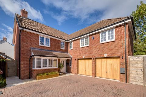 undefined, Exclusive enclave, Brent Knoll