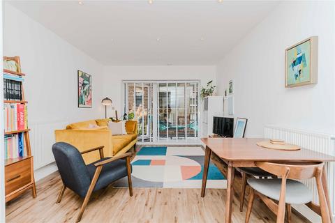 undefined, Rolfe Terrace, Woolwich SE18