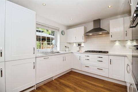 6 Sunloch Close, Burbage, Hinckley, LE10 2TT
