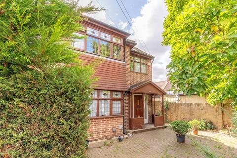 Dunheved Close, Croydon, Thornton Heath, CR7