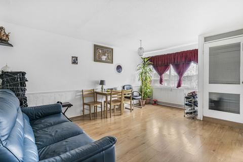 London Road, Mitcham, CR4