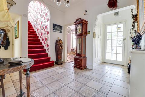 undefined, Chalkwell Avenue, Westcliff-On-Sea SS0