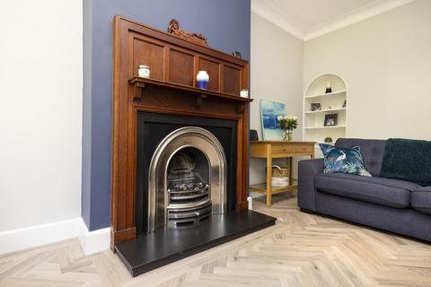 3 bedroom flat for sale, 11 Greenbank Drive, Greenbank, Edinburgh, EH10 5RE