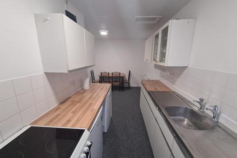 3 bedroom private hall to rent, Moor Street, Lancaster