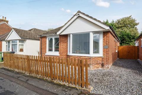 68 Consort Road, Eastleigh, SO50 4JB