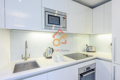 3 bedroom flat to rent, 4B Merchant Square, London W2