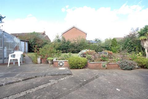 2 bedroom semi-detached bungalow for sale, Rowan Garth, Skidby, Cottingham