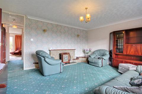 2 bedroom semi-detached bungalow for sale, Rowan Garth, Skidby, Cottingham