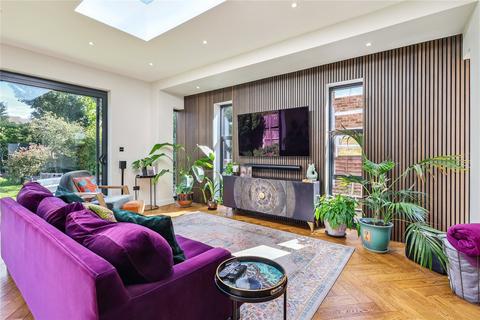 4 bedroom detached house for sale, Hersham Road, Walton-on-Thames, KT12
