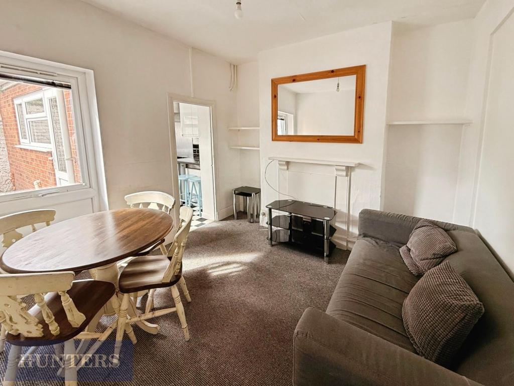 Living room/dining room