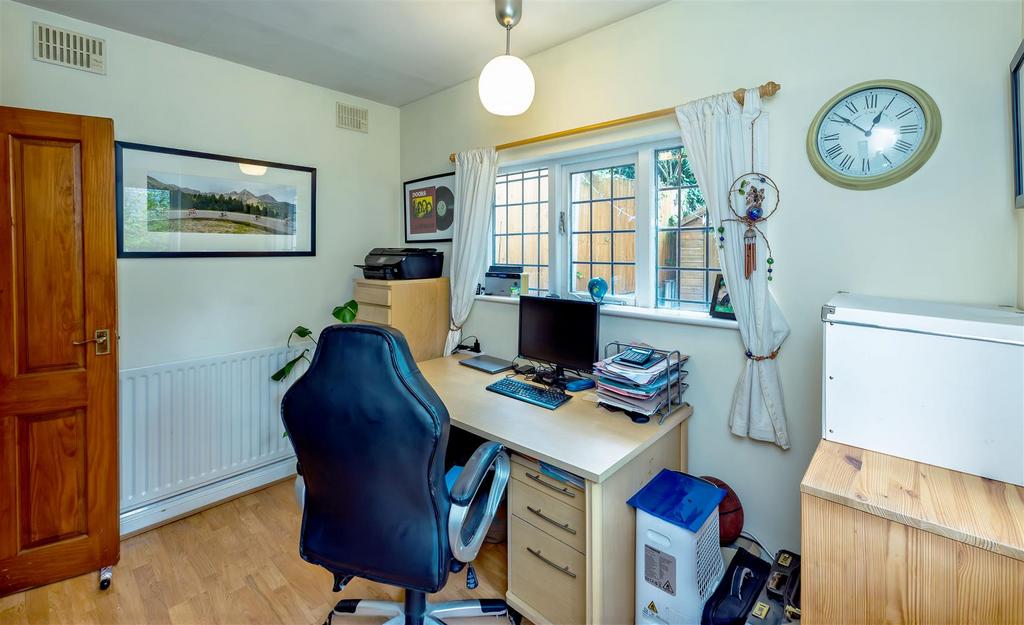 Downstairs office 1.1 SAPL1254-20250907-Dx O Deep PR