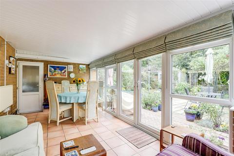 undefined, Leslie Grove, Calverton NG14