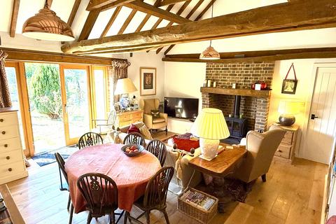 undefined, Udimore TN31