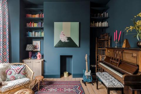 21 Ickburgh Road, London, E5 8AF