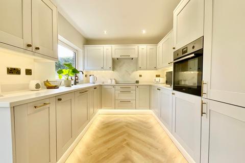 3 bedroom detached house for sale, Mynydd Maen Road, Cwmbran NP44