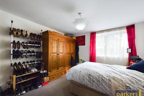undefined, Canford Court, Berkshire RG30
