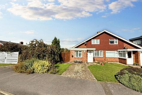 undefined, St. Marys Way, Weedon, NN7 4QL