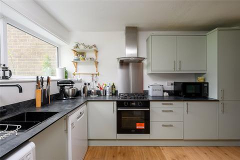 3 bedroom terraced house for sale, Fernwood, Park Villas, Roundhay, Leeds, LS8