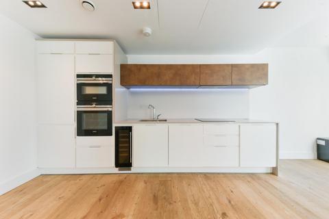 2 bedroom apartment to rent, Exchange Gardens, Keybridge Tower, London, SW8