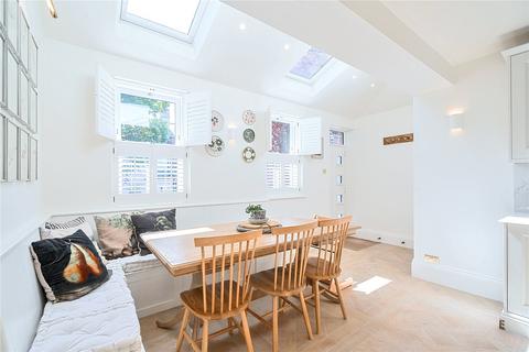 5 bedroom end of terrace house for sale, Harlow Moor Drive, Harrogate, HG2