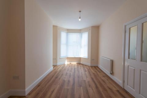 4 bedroom terraced house to rent, Talton Road, Liverpool L15