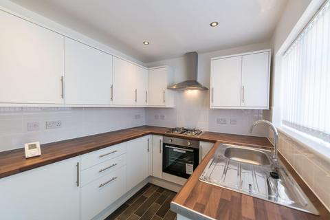 4 bedroom terraced house to rent, Talton Road, Liverpool L15