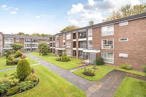 3 bedroom flat for sale, Rutland Drive, Howard Court, HG1