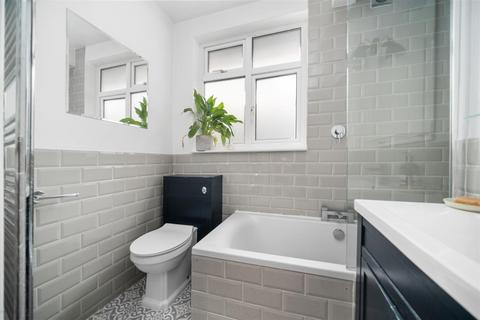 51 Abbott Avenue, London, SW20 8SG