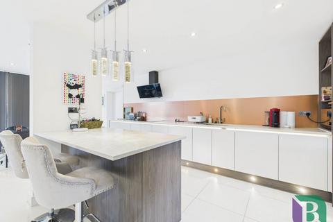 4 bedroom detached house for sale, Church Road, Woburn Sands MK17