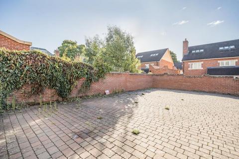 undefined, High Wycombe,  Buckinghamshire,  HP11