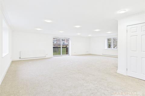 3 bedroom apartment to rent, The Courtyard, Liverpool, L18