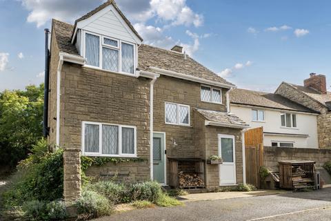 3 bedroom detached house for sale, Ketchmere Close, Aylesbury HP18