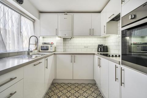 3 bedroom detached house for sale, Ketchmere Close, Aylesbury HP18