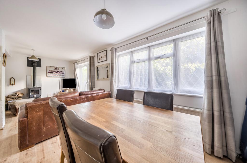 1353333-11-68c3f5...