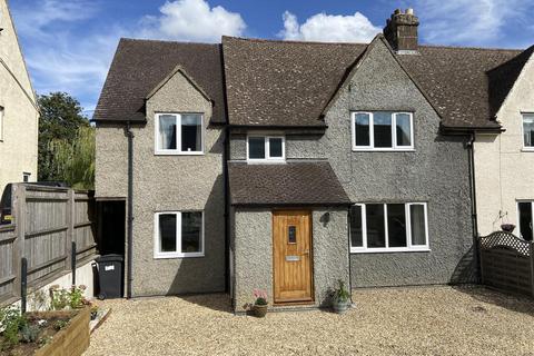 undefined, Sterling Close, Stow-on-the-Wold