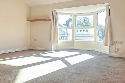 undefined, High Street, Tring, HP23 5AA
