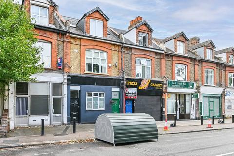 1 bedroom flat for sale, Wightman Road, Harringay, London, N4